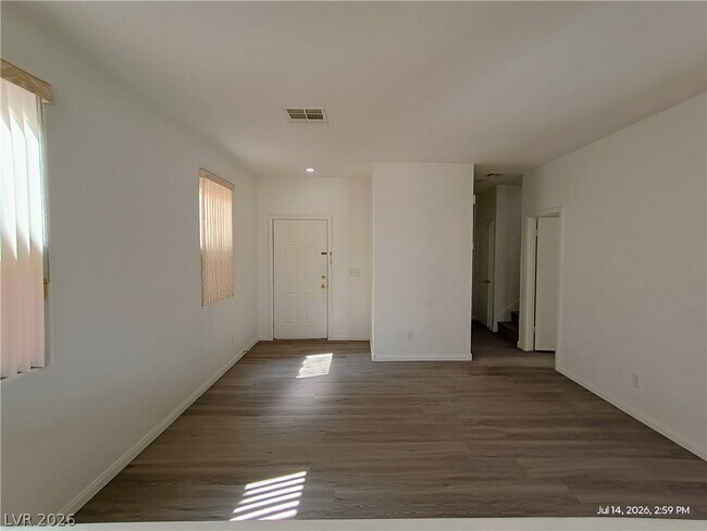 Foto del edificio - 8525 Titania Ct