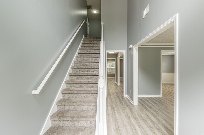 Building Photo - 4332 Abram Dr