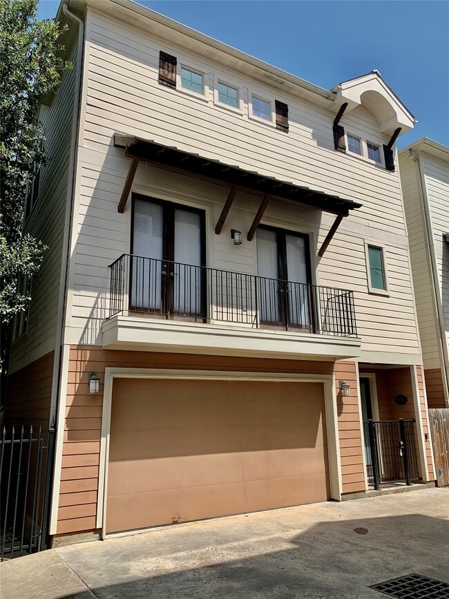 Building Photo - 5305 Nett St