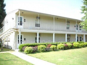 Building Photo - 5312 Milner Rd Building Photo - 5312 Milner Rd