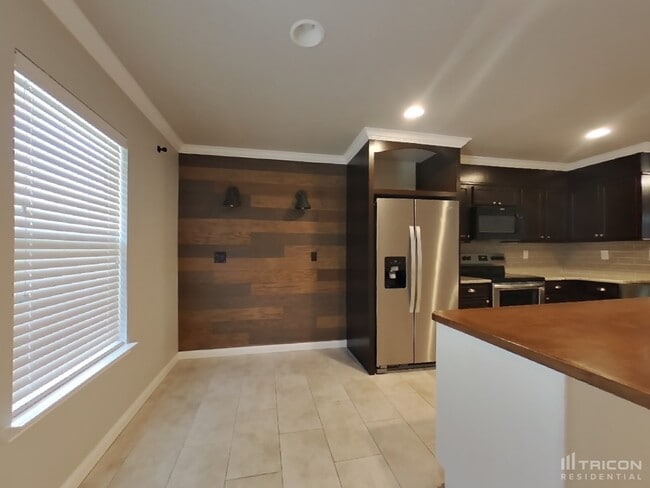 Building Photo - 12632 Shady Cedar Drive Fort Worth TX