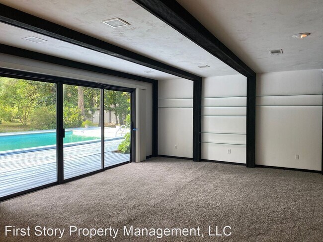 Foto del edificio - 4 br, 2 bath House - 548 Maclay Road