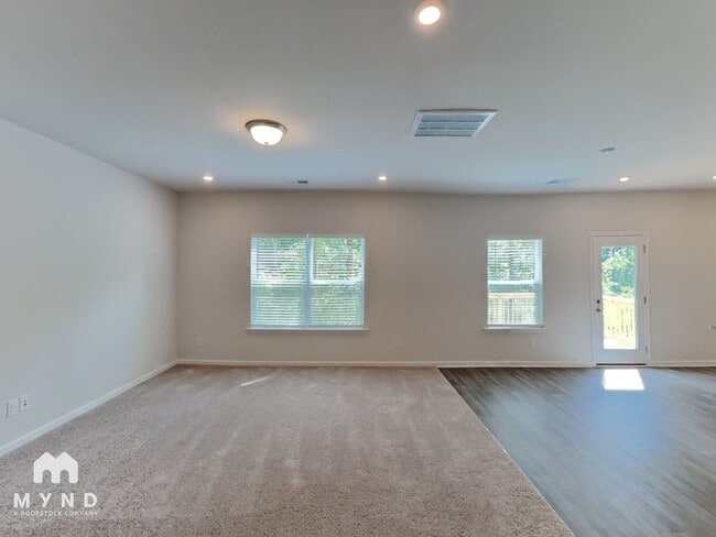 Building Photo - 7130 Amberhouse Dr
