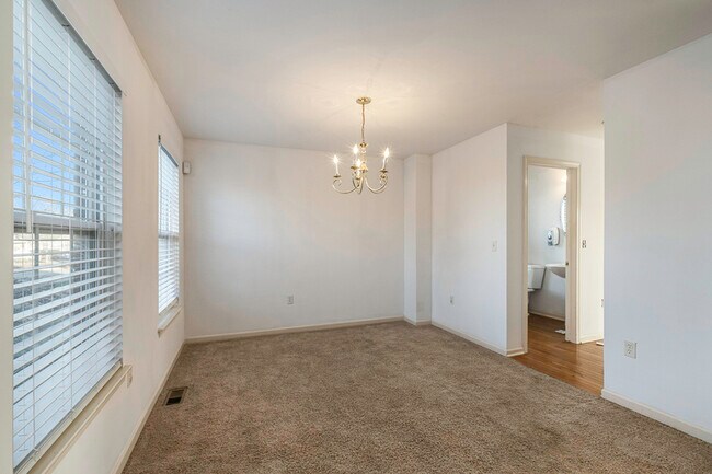 Foto del edificio - 36405 Newberry Estates Dr