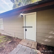 Building Photo - 2614 Smith St