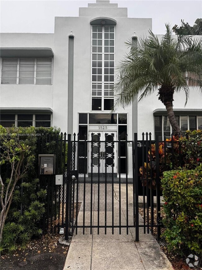 Building Photo - 1525 Meridian Ave