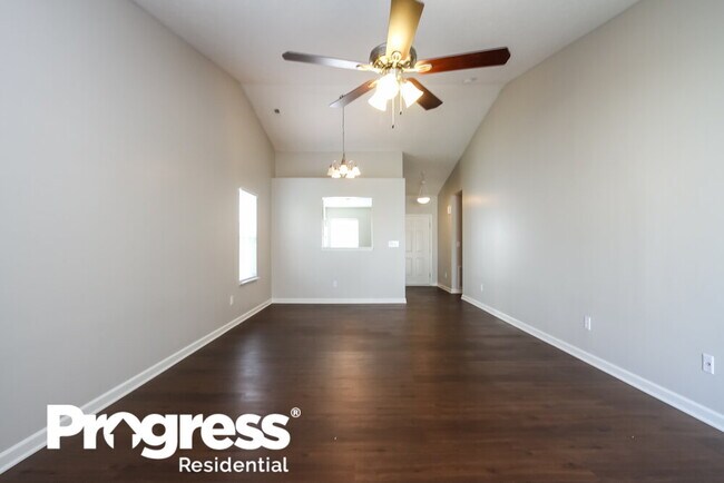 Foto del edificio - 15262 Smarty Jones Dr