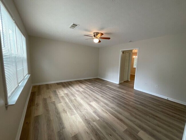 Foto del edificio - 2657 Parkside Way SW