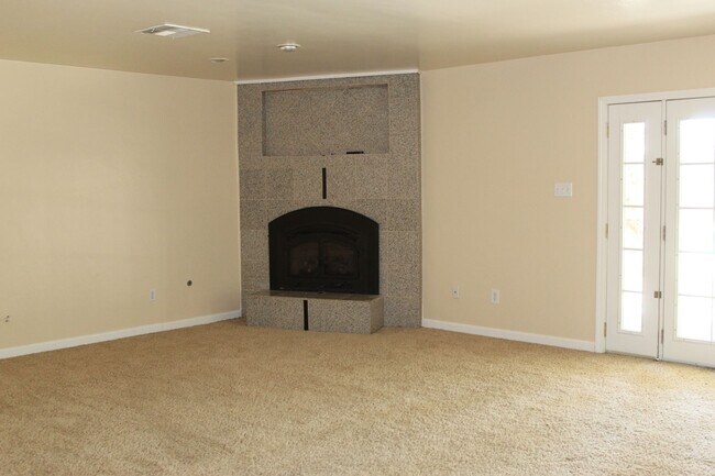 Foto del edificio - 804 Ferdinand Ct