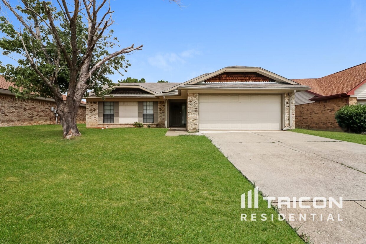 Foto principal - 227 Lemon Dr