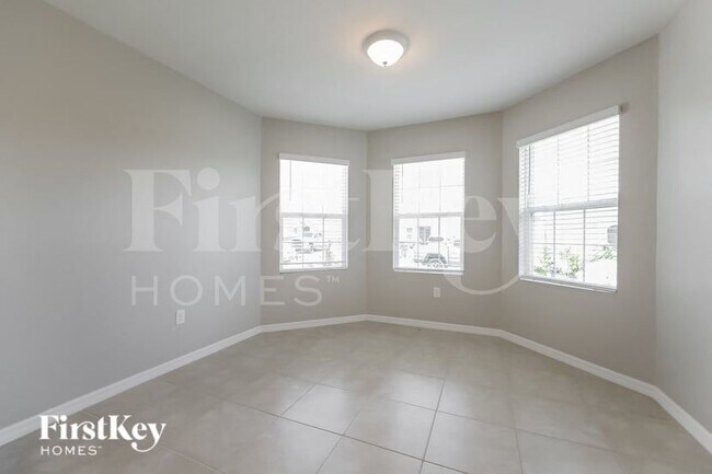 Foto del edificio - 27993 Arrowhead Cir