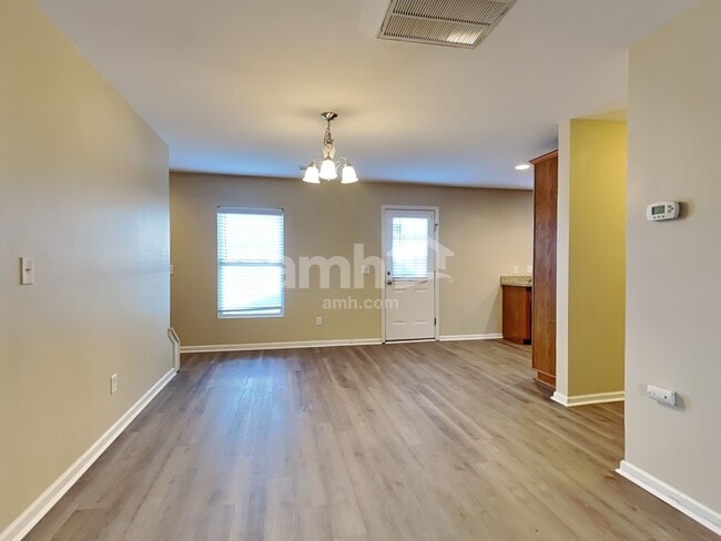 Foto del edificio - 241 Emerald Isle Dr