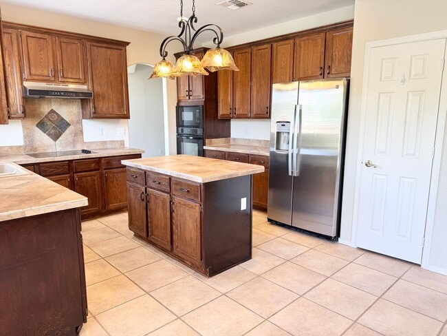 Photo - 16001 S 38th Way House