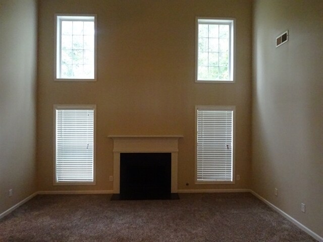 Building Photo - 5312 Heyward Place