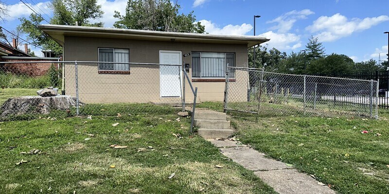 Primary Photo - 4671 Rosalie St