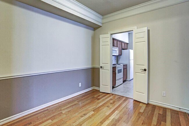 Foto del edificio - 2700 Revere St