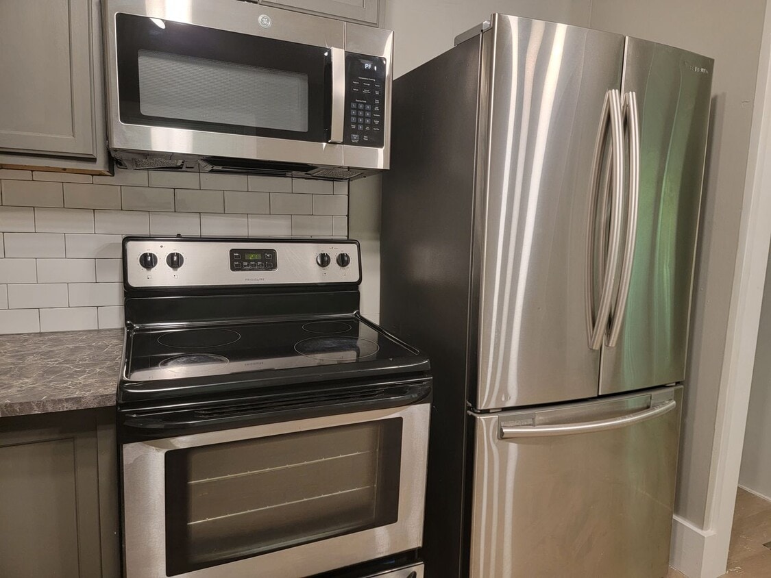 Accepting DeKalb Housing Choice & HUD /VA... - Accepting  DeKalb Housing Choice & HUD /VA...