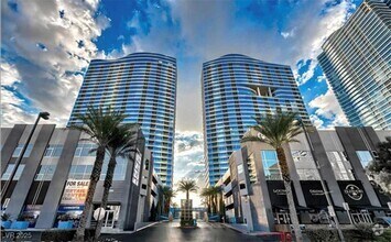 Building Photo - 4575 Dean Martin Dr