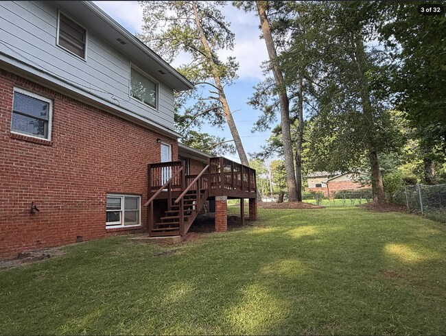 Foto del edificio - AVAILABLE NOW - FAIRBURN, GA - 4 Bedrooms + Potential 5th Bedroom/Flex Space | Full Bathroom on M...
