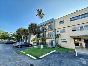 Building Photo - 4275 NW S Tamiami Canal Dr