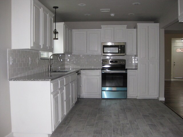 Foto del edificio - 9224 S Hudson Ave