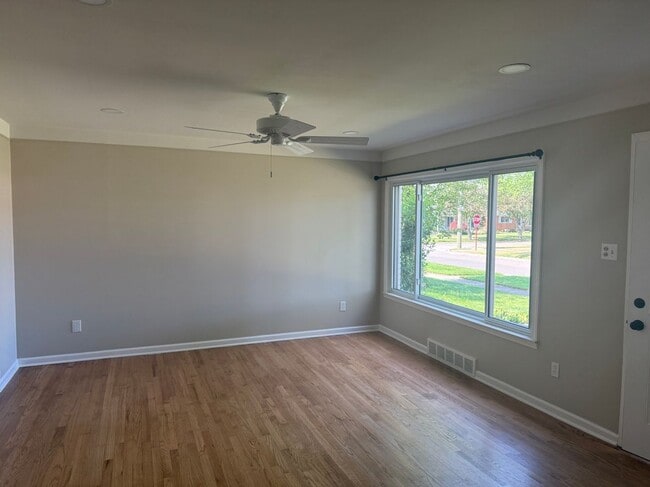 Building Photo - 28820 Park Ct