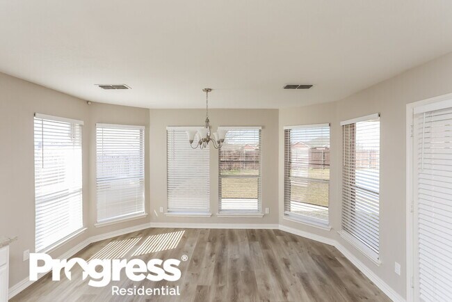 Foto del edificio - 6918 Meadow Bend Dr