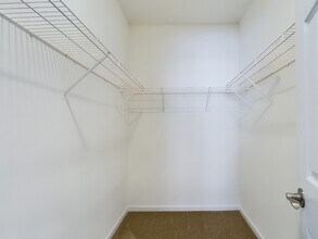 Walk-in Closet - Botanica Cottages