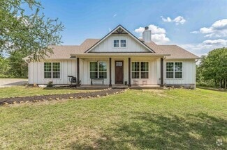Building Photo - 2720 Co Rd 466