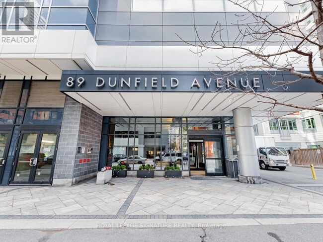 Building Photo - 89-1389 Dunfield Ave