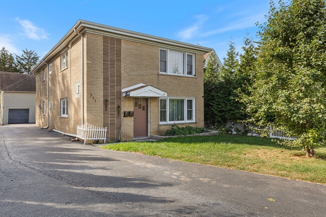 Building Photo - 311 Maple Ave