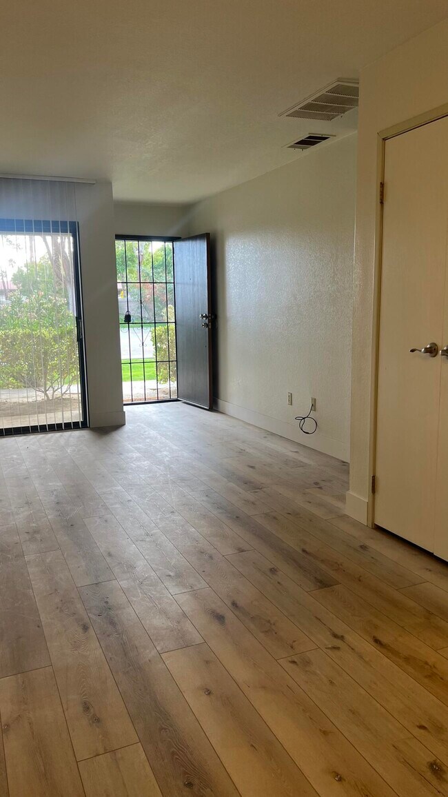 Building Photo - 2810 N Arcadia Ct