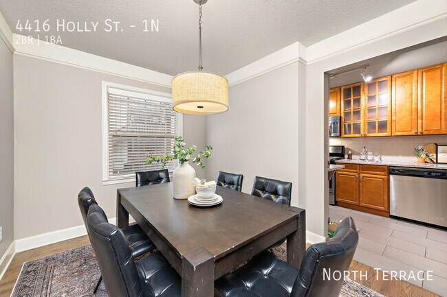 Foto del edificio - 4416 Holly St