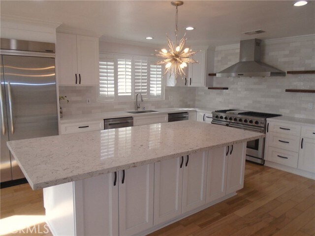 Foto del edificio - 790 Vía Santa Catarina