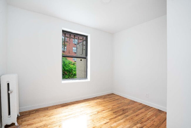 Building Photo - 141 Edgecombe Ave