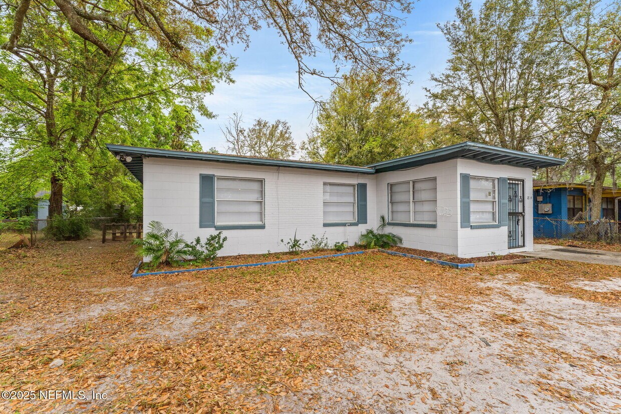 Foto principal - 1814 W 33rd St