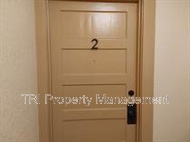 Foto del edificio - 2018 10th Ave