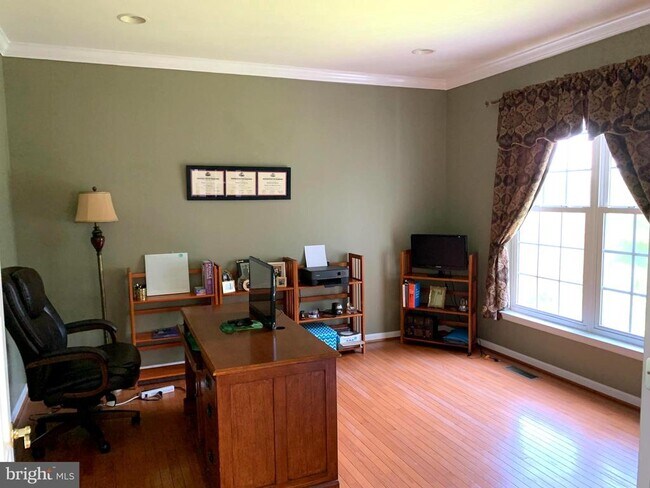 Foto del edificio - 17090 Anns Brook Ct