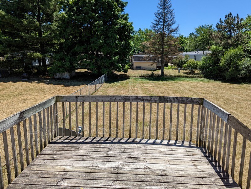 Primary Photo - 402 60th St SE