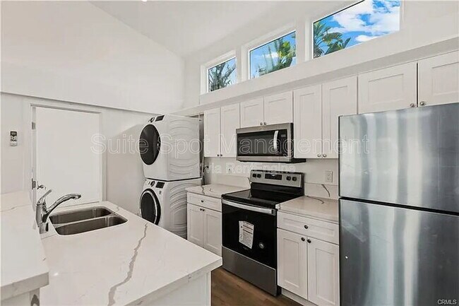 Foto del edificio - 554 N Cambridge St