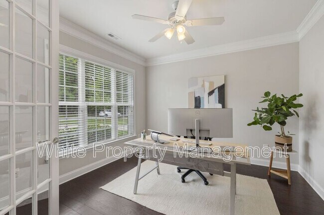 Foto del edificio - 1830 Alden Oaks Dr