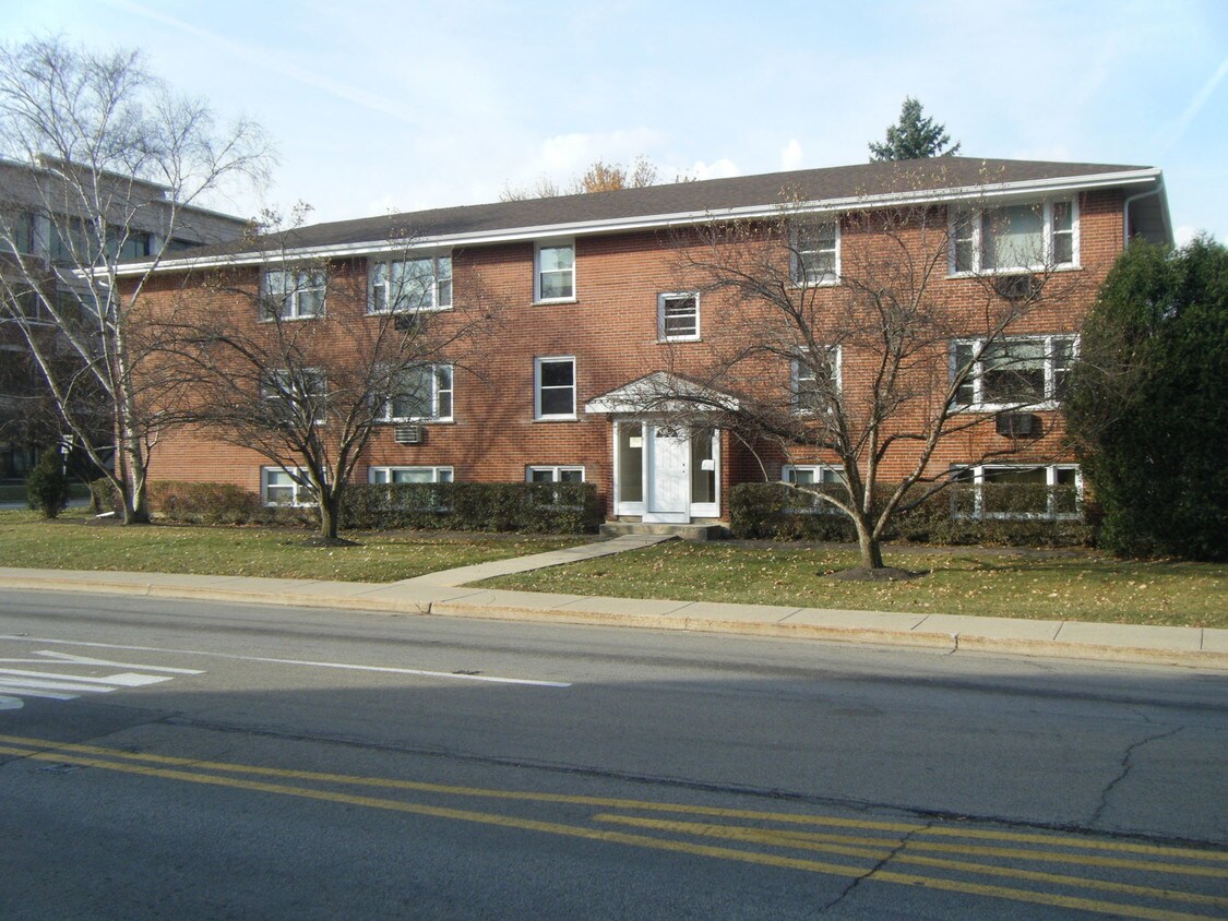 Foto principal - 240 N Smith St