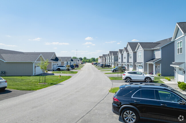 Building Photo - Carronade Park