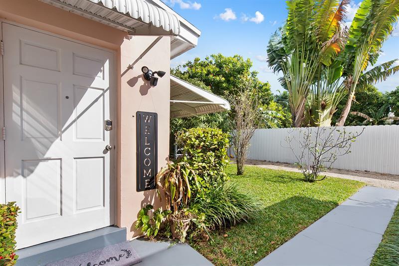 Foto principal - 811 SW 26th Ct