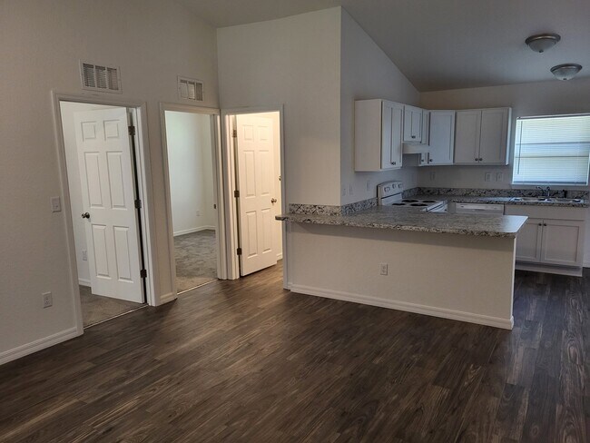 Foto del edificio - 1551 NW 57th Ct