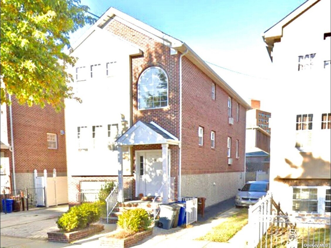 Foto del edificio - 1524 Jarvis Ave