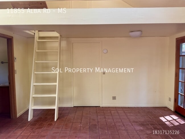 Building Photo - 11855 Alba Rd