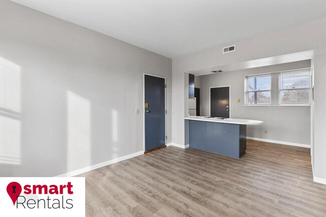 Building Photo - 1642 S 39th St
