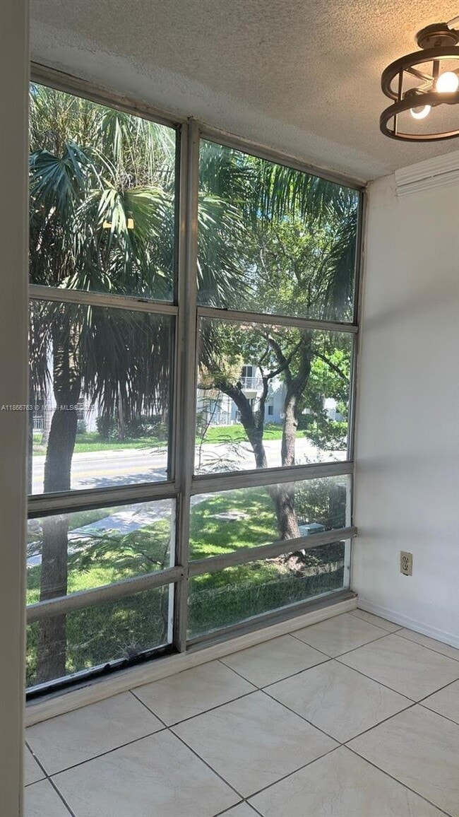 Foto del edificio - 210 172nd St