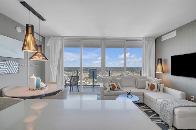 Foto del edificio - 4010 S Ocean Dr